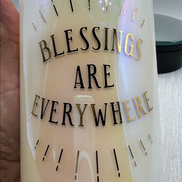 modern expressions Blessings Are Everywhere Candle iridescent jar 17.4 oz NEW - Picture 4 of 7